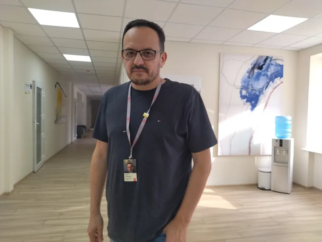 «Як не програти війну після фронту». Розмова в стаціонарі з психіатром Олегом Березюком