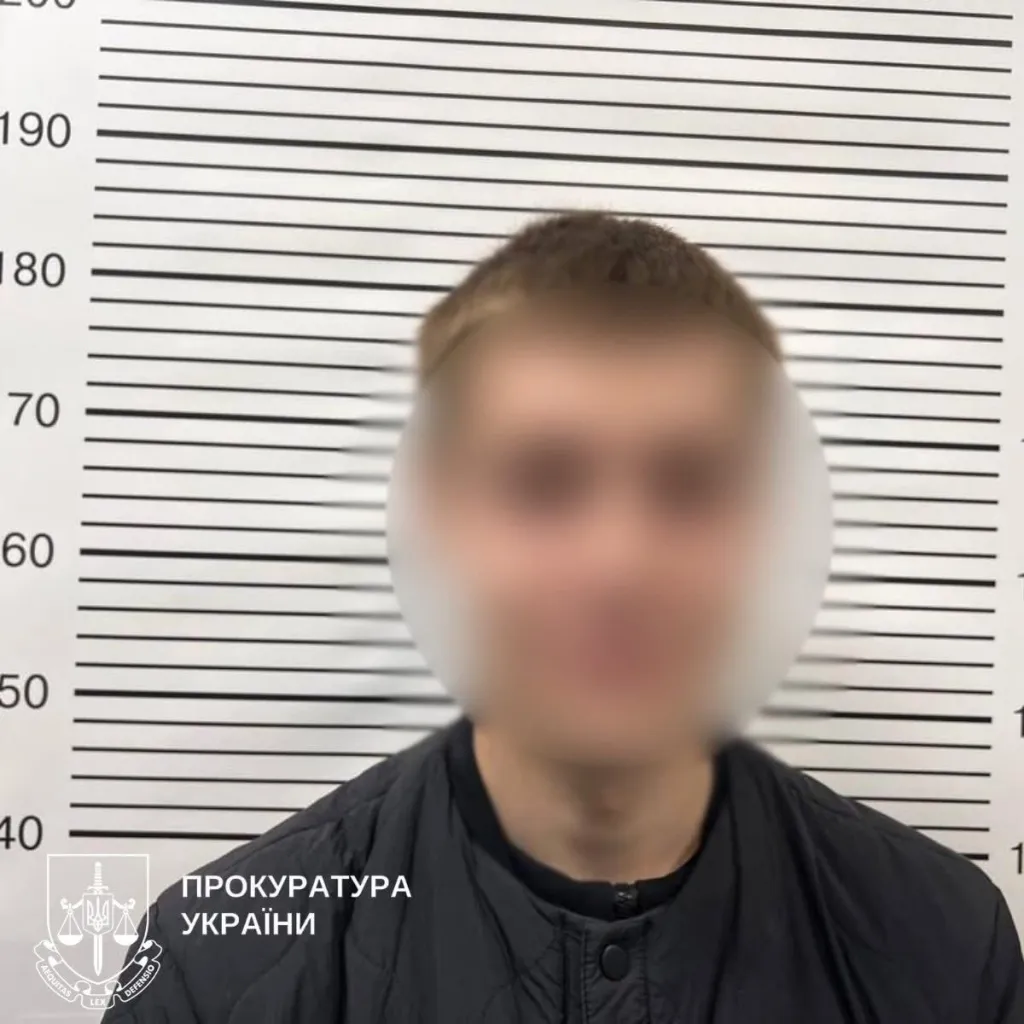 У Києві троє підлітків виманювали жертв через знайомства у месенджерах: їм загрожує до 15 років