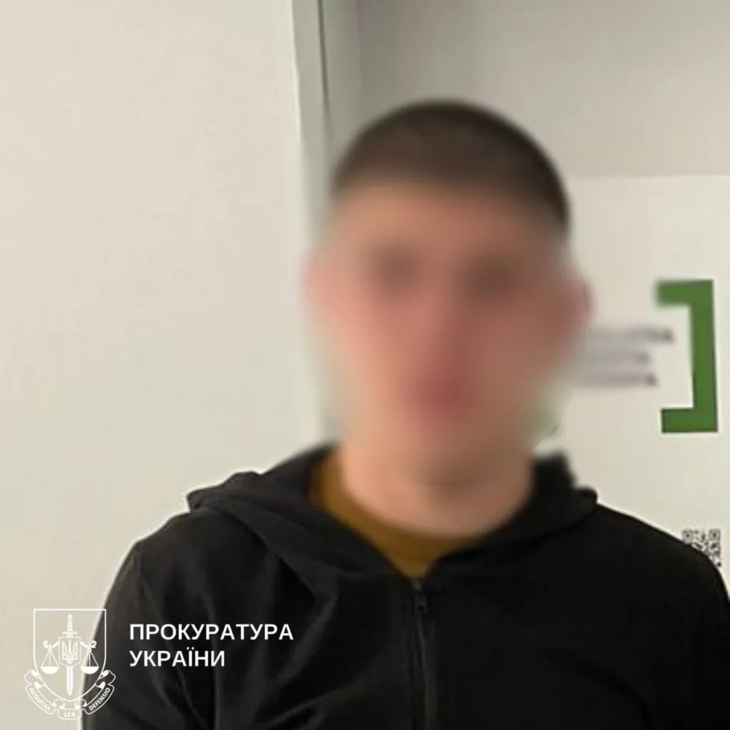 У Києві троє підлітків виманювали жертв через знайомства у месенджерах: їм загрожує до 15 років