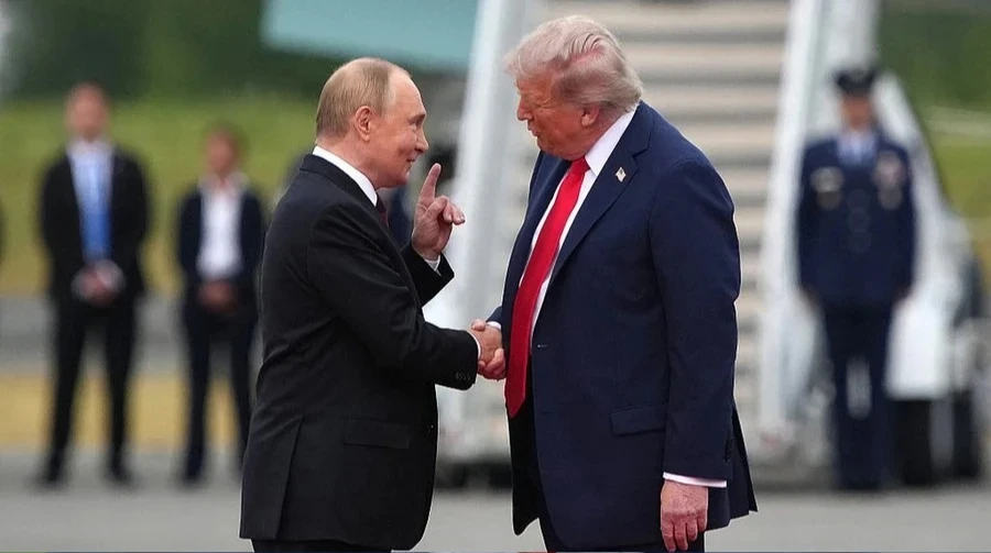 Axios повідомив про таємну роботу команди Трампа і Росії над планом завершення війни в Україні