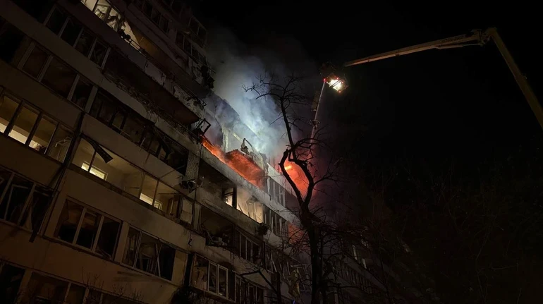У Києві розслідують інцидент із недопуском жінки з дитиною до укриття під час нічної атаки