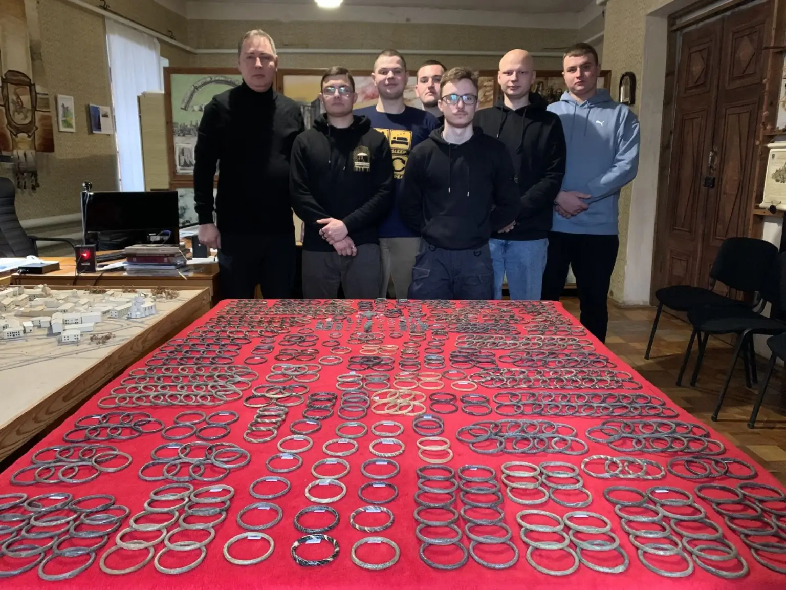 Чому взимку так хочеться спати і як організму допомогти