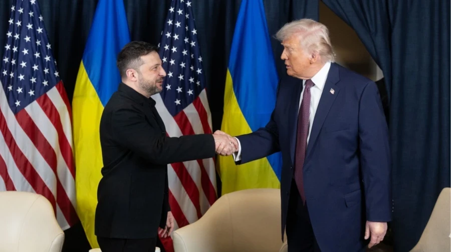 Безпека, відбудова та Донбас: деталі перемовин Зеленського і Трампа у Давосі
