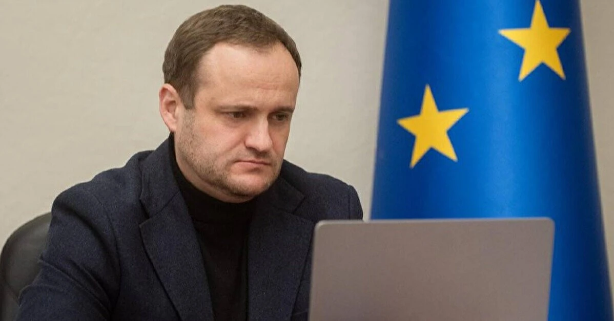 Україна між батогом і пряником: демографічна криза як виклик для нації