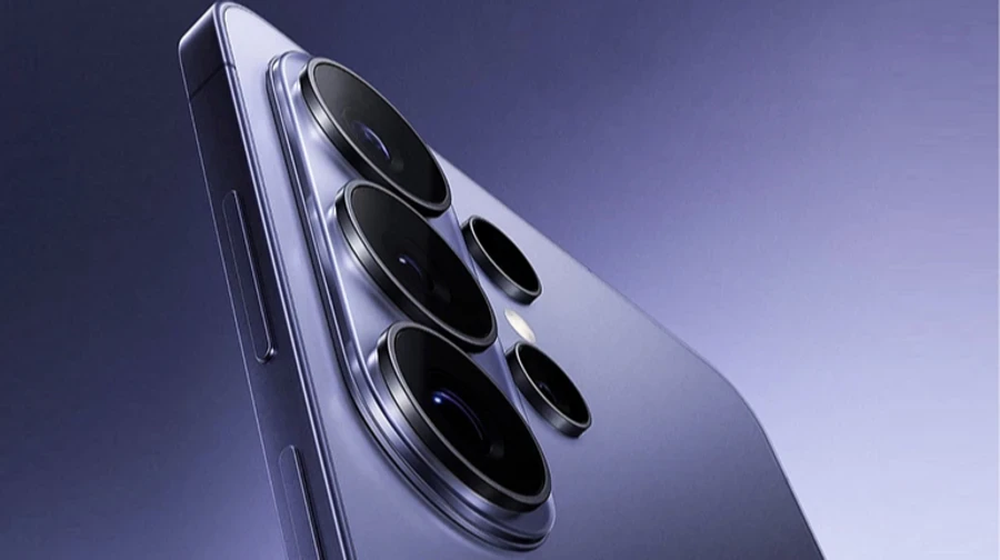 Конкуренція в смартфоні: Samsung готує камеру зі змінною діафрагмою у відповідь на оновлення Apple