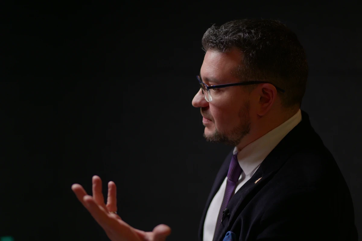 Національна пам’ять під прицілом: як Україна бореться за історію та майбутнє