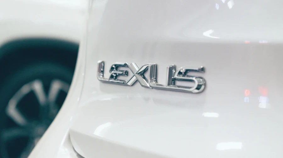 Цифрова революція Lexus: Apple Car Key інтегрують у преміальні авто