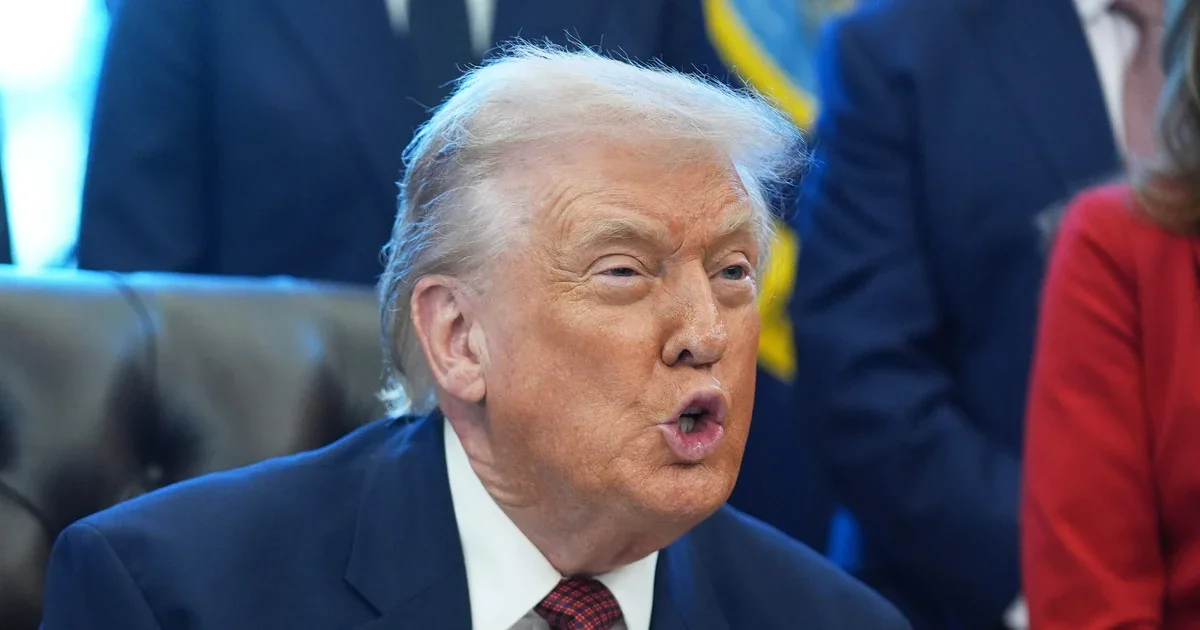 Ультиматум у пакистанському форматі: Трамп погрожує Ірану знищенням інфраструктури