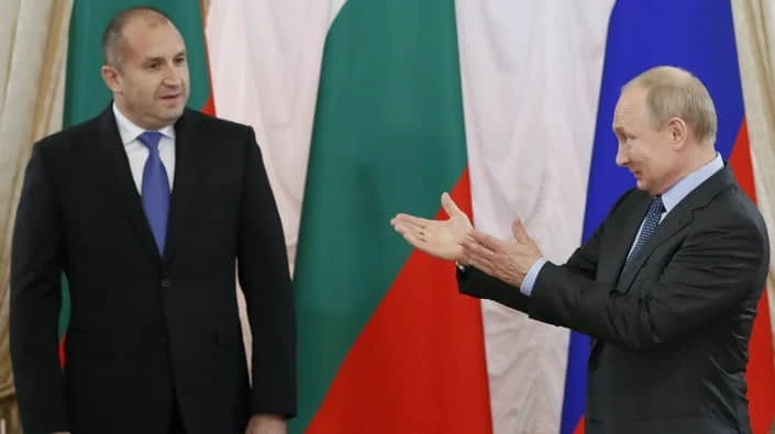 Політичний землетрус у Софії: Румен Радев повертається у владу з абсолютною більшістю та створює нові ризики для України