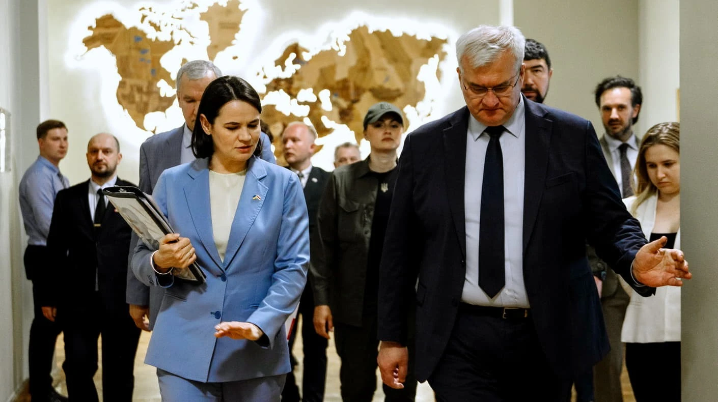 Геополітичний демарш Києва: чому Україна пішла наперекір США та Макрону через Білорусь