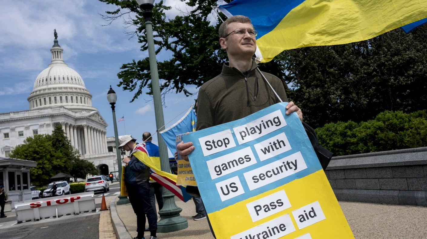 Тектонічний зсув у Конгресі: як прихильники України обійшли Трампа та запустили історичний закон